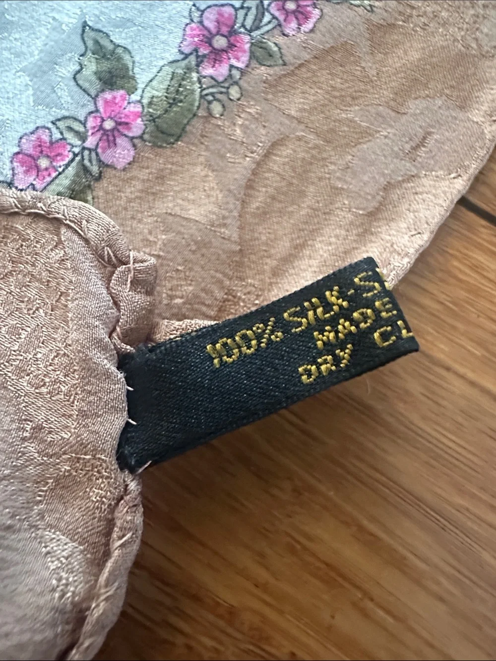 Gucci silk throw